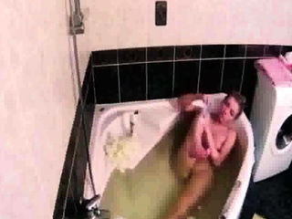 Peeking at stepdaughter Amy shaving in the bath