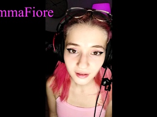 petite tells you about an erotic night