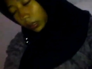 Melayu - Tudung Goyang